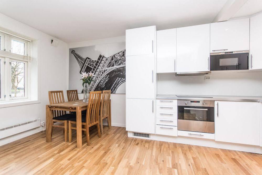 Small - Centre Apartment *